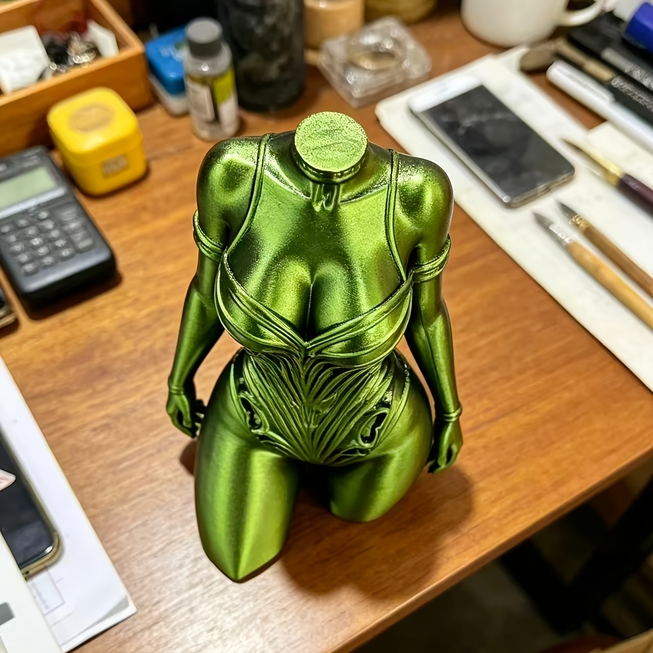 Statuetta di Torso Femminile i - Office Furniture Hon recensione e prezzo